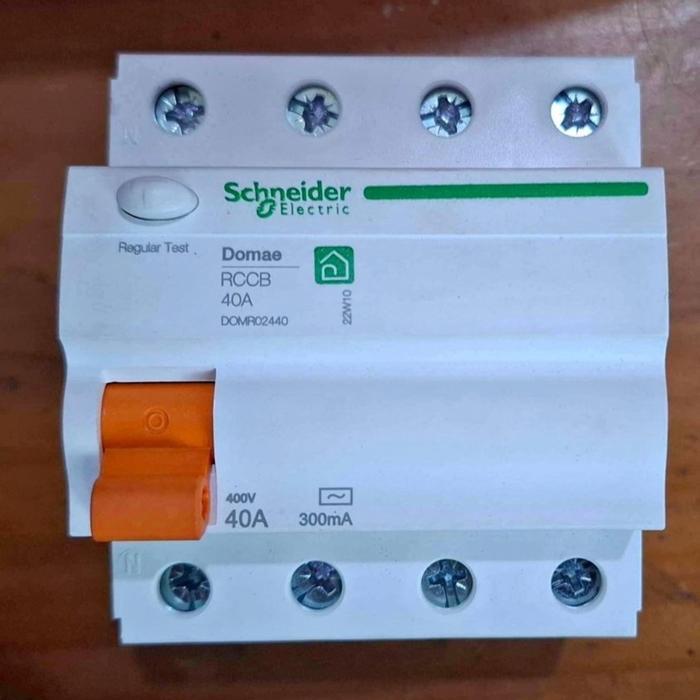 elcb rccb schneider 4p 4phase 63a 300ma