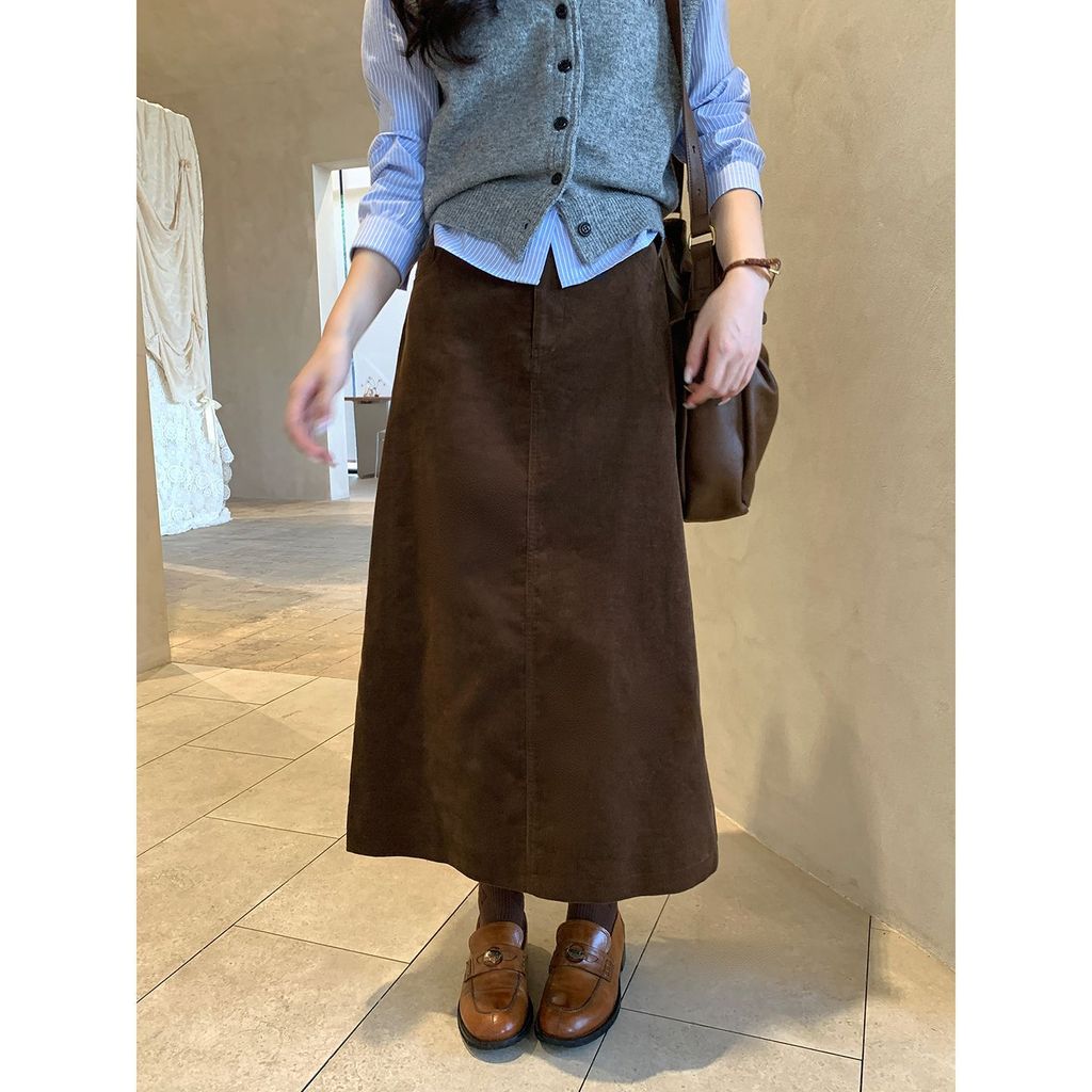 2026 New Slim-Fit A-Line Skirt Korean Style Corduroy Coffee-Colored Long Skirt