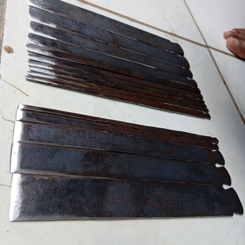 pahat ukir/tatah ukir kayu Jepara set isi 21pcs