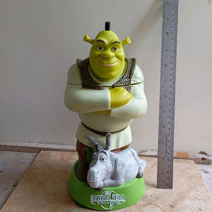 figure kartun shrek universal studios Dcast