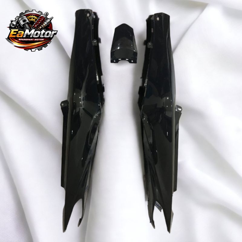 Cover Body Motor Yamaha Jupiter Z Robot Th 2010 2011 Hitam Ea Motor