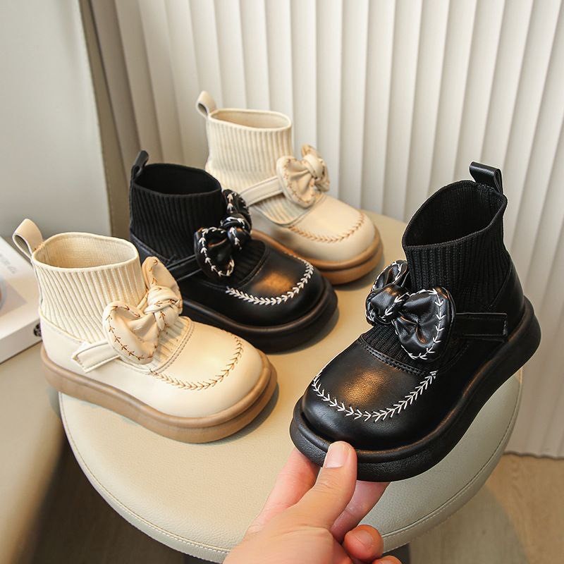 sepatu boot anak perempuan import / spt237
