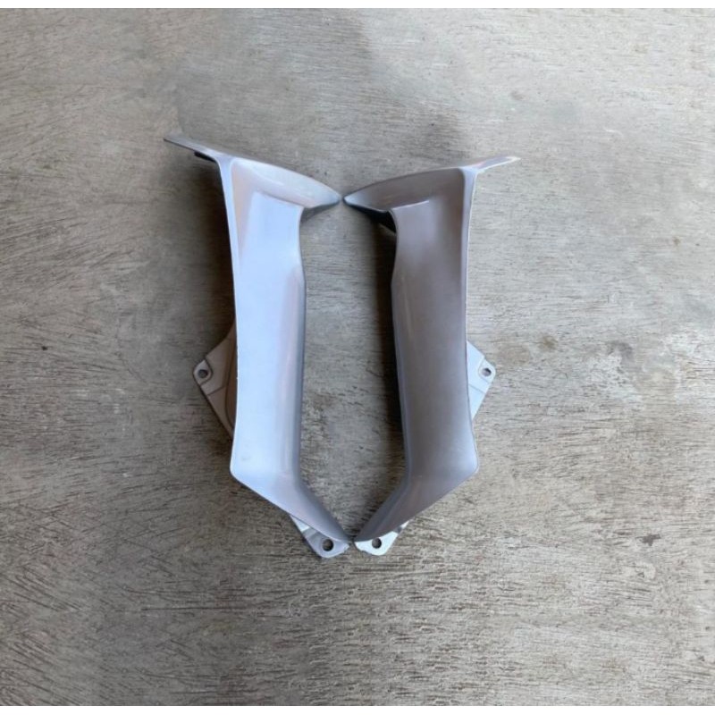 Sayap Depan Fiz R dan Vega R lama Warna silver,hitam,oren