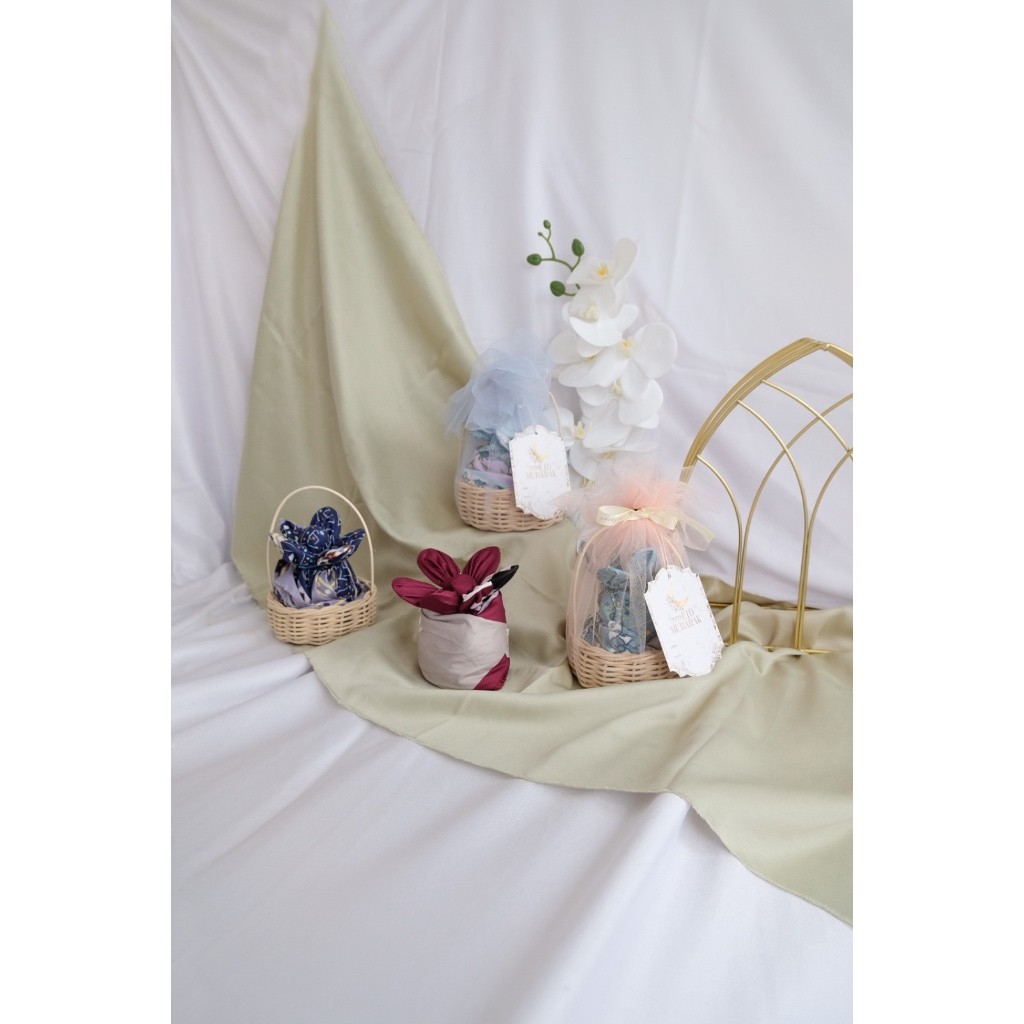 Hampers Sajadah Vera Project , Souvenir sajadah , sajadah travel , hampers lebaran , hampers unik , 