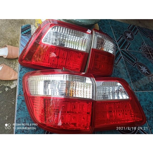 stoplamp lampu belakang toyota fortuner 2010 2011