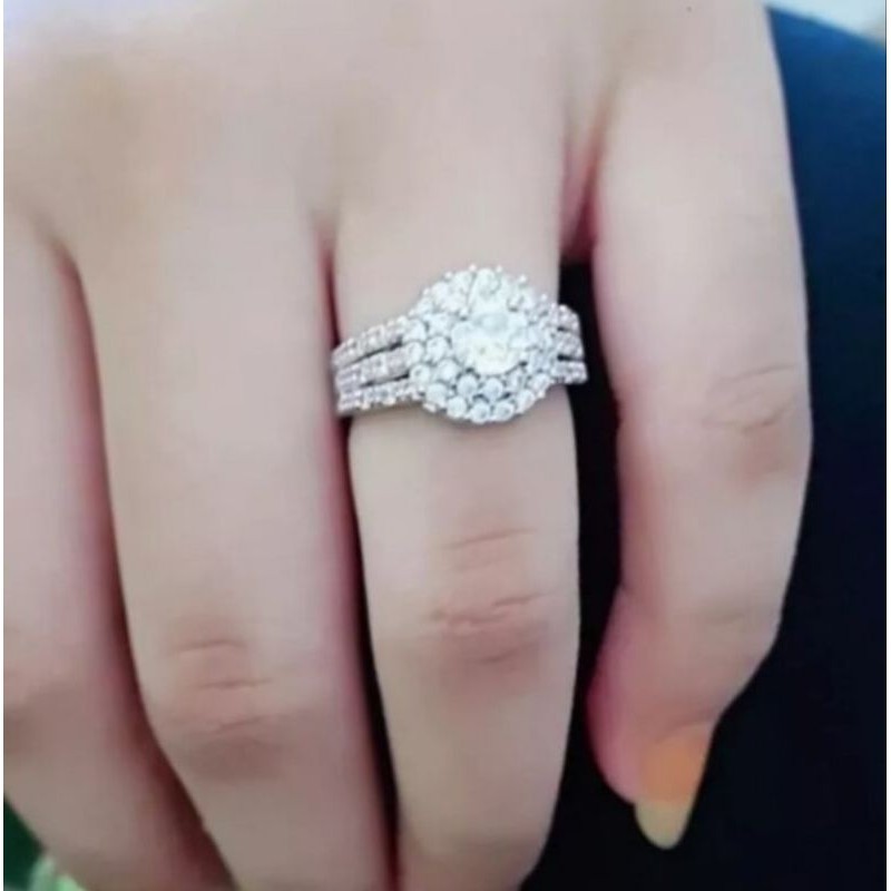 BISA COD Cincin Mewah Titanium Anti Karat Wanita Emas Perak Berlian Perhiasan Imitasi Perhiasan Wani