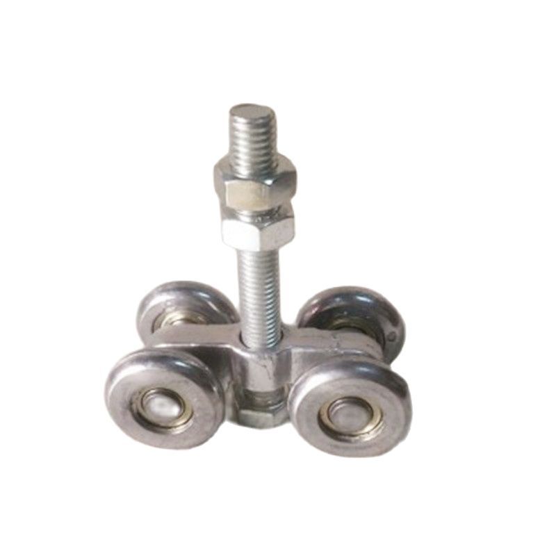 Rel kereta api empat roda dengan katrol gantung besi berat