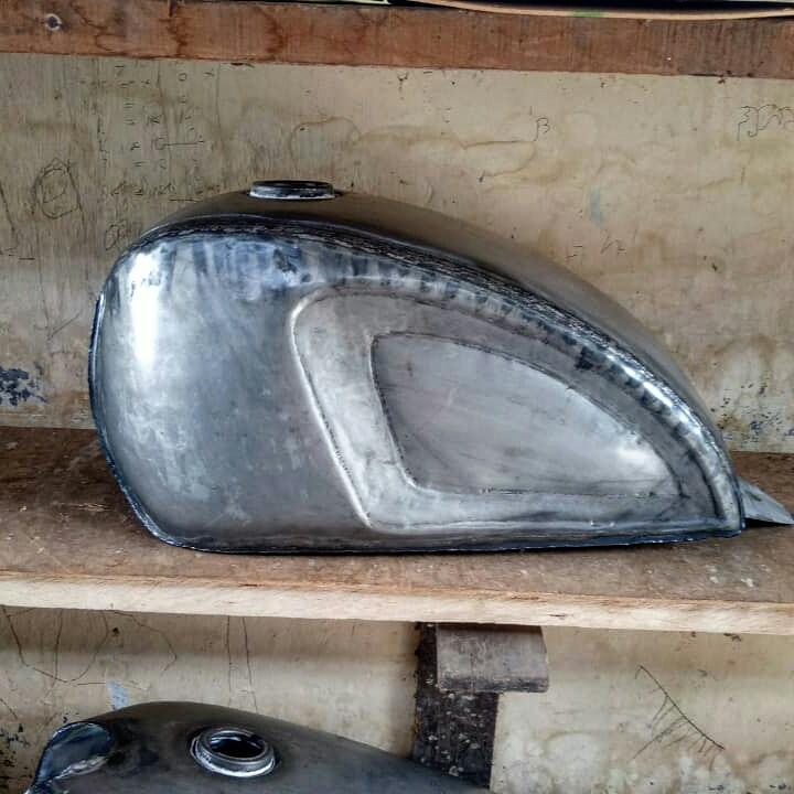 [GM] Tangki custom trium japstyle segitiga SCRAMBLER MURAH BISA COD MOTOR CUSTOM Tangki motor Tangki