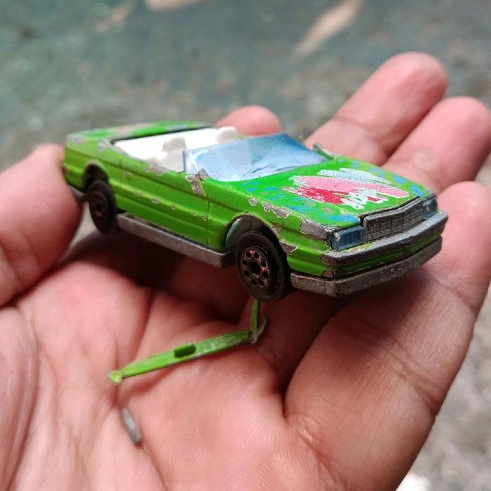 majorette cadillac allante patahan ada diecast jadul majorette lawas diecast loose majorette loose