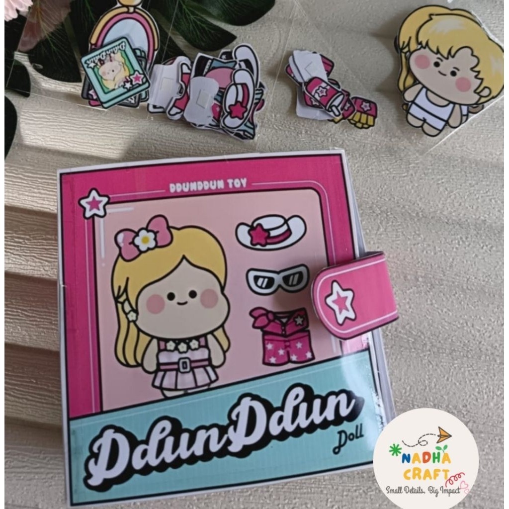 BARBIE CUTE PAPER DOLL LAMINASI Quiet book