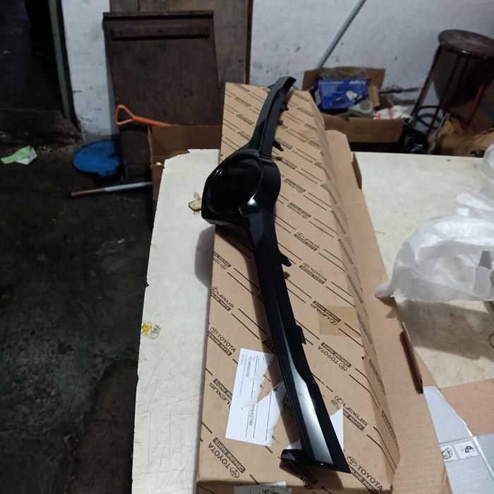 Garnish bemper atas Agya 2020-2021 original bermutu