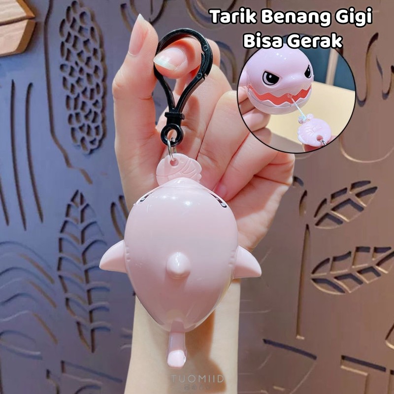 TUOMIID [Ready] Gantungan Kunci Hiu Kecil – Tarik Benang Gigi Bisa Gerak | Mainan Lucu Aksesoris Tas