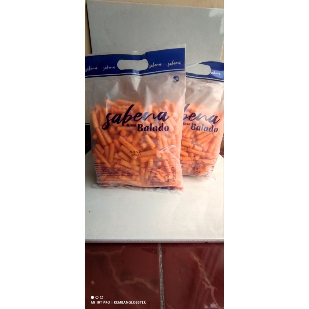 TERMURAHSabena Snack 1 Dus Isi 12pcs 135gr – Snack Jagung Ringan Sabena Varian Keju / Balado / Sapi 