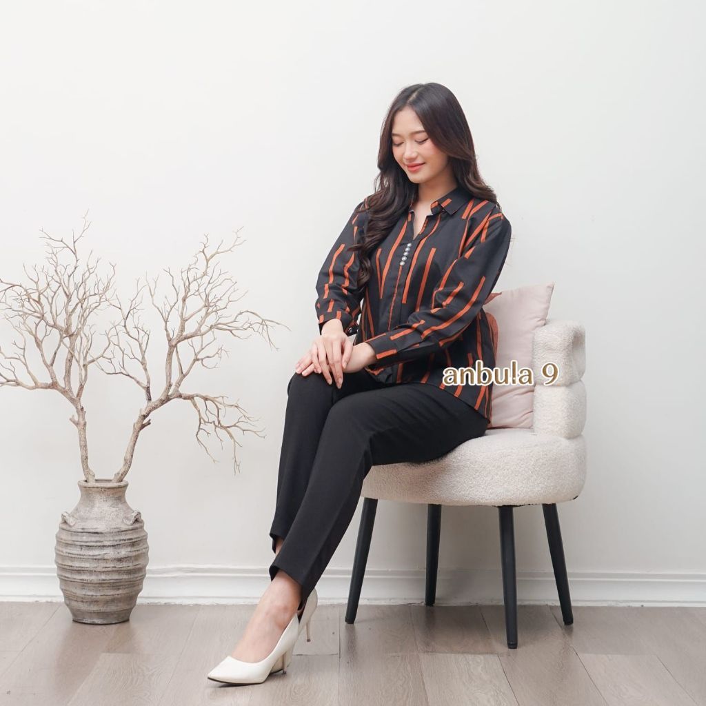 Baju Atasan Wanita Blouse Kemeja Wanita motif garis Terbaru Kemeja Kantor Wanita