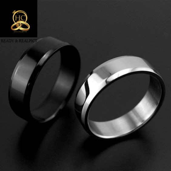 Cincin polos titanium hitam dan putih pria wanita sangat keren
