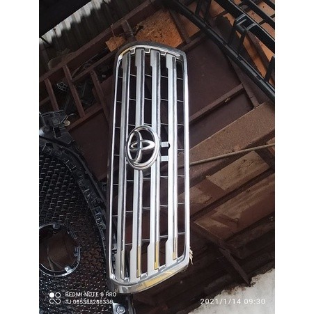 Grill grille radiator land cruiser landcruiser lc 200 vx 200 vx200