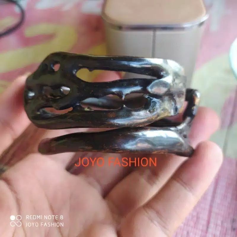 GELANG AKAR BAHAR HITAM COMBONG LENTUR TEMBUS CAHAYA