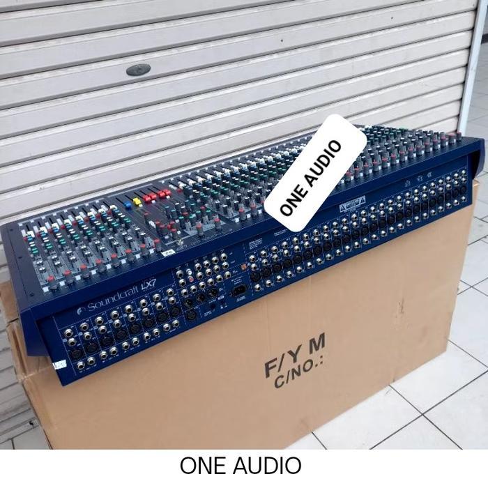 MIXER SOUNDCRAFT LX7 II 32 MIXER 32 CHANNEL LX7ii/32