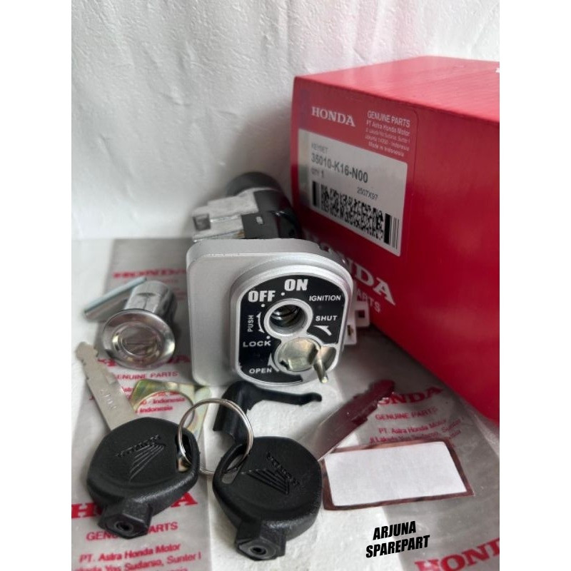 Kunci Kontak Honda Scoopy, Scoppy karbu, Scoopy lama Kunci kontak plus jok Kualitas original Honda k