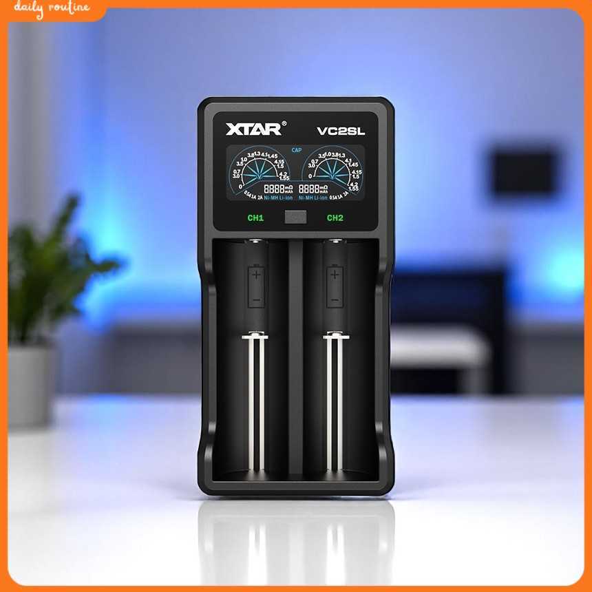 XTAR Charger Baterai 2 Slot AA AAA 18650 Li-Ion Ni-MH LCD Power Bank - VC2SL