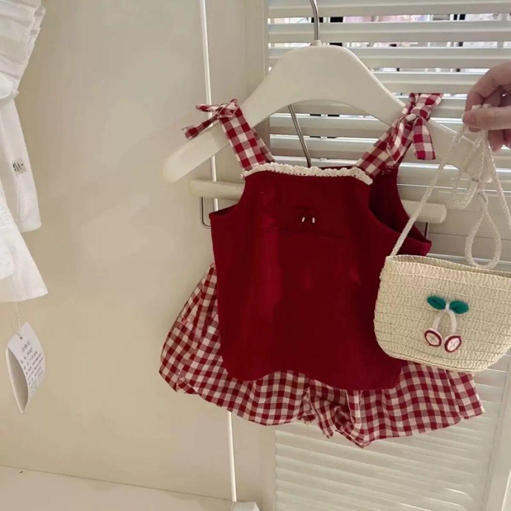 Korean Set Celana Pendek Anak Perempuan seksi, warna merah motif kotak