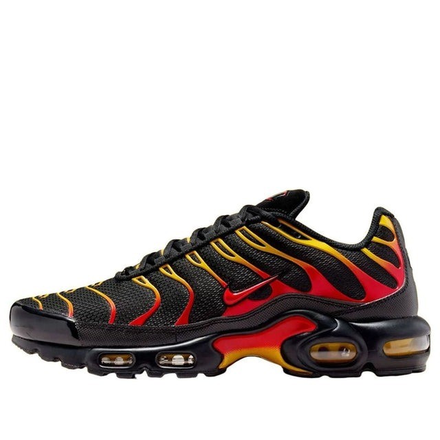 Sepatu Sneakers Pria Nike TN Air Max Plus Black/Gold/Red (DM0032-030) Original