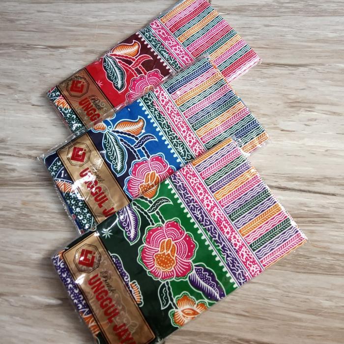 Kain Jarik / Kain Gendong Bayi