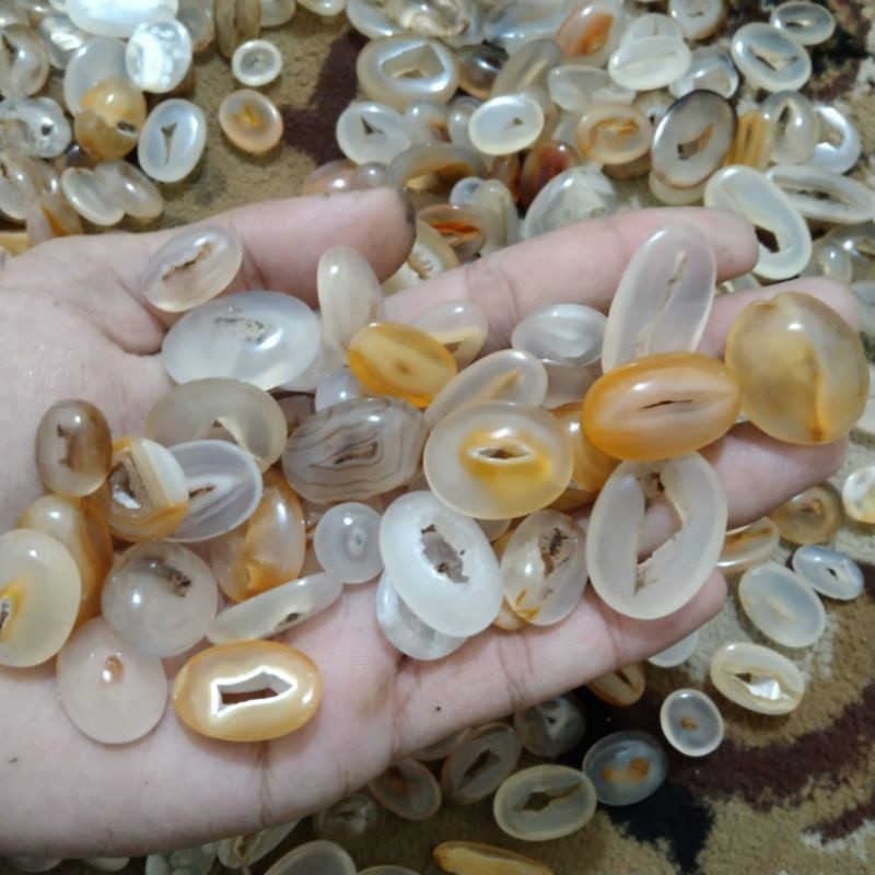 Cincin Batu combong asli dari alam