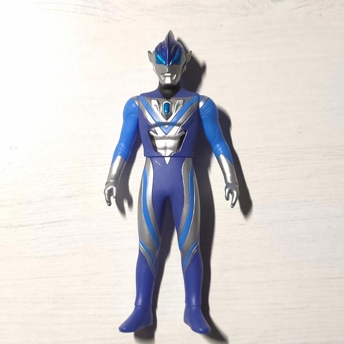 ULTRAMAN GEED ACRO SMASHER SPARK DOLL   14CM
