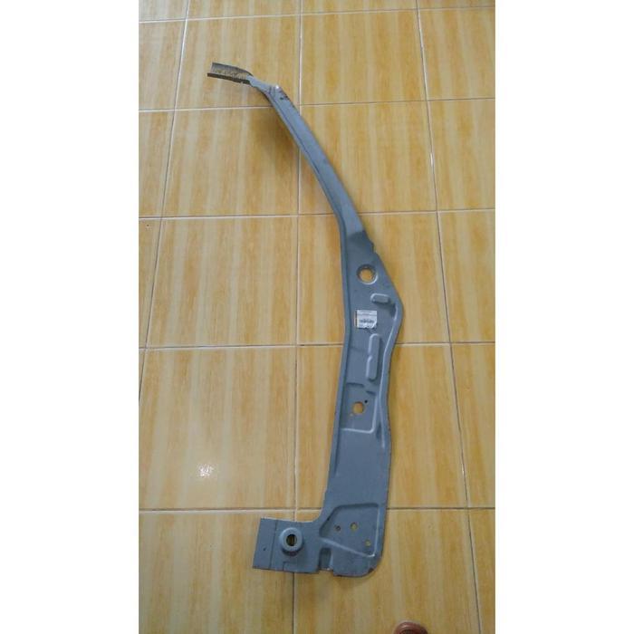 Pilar Depan Bagian Dalam Mitsubishi L300 - KIRI 136351 BERMUTU
