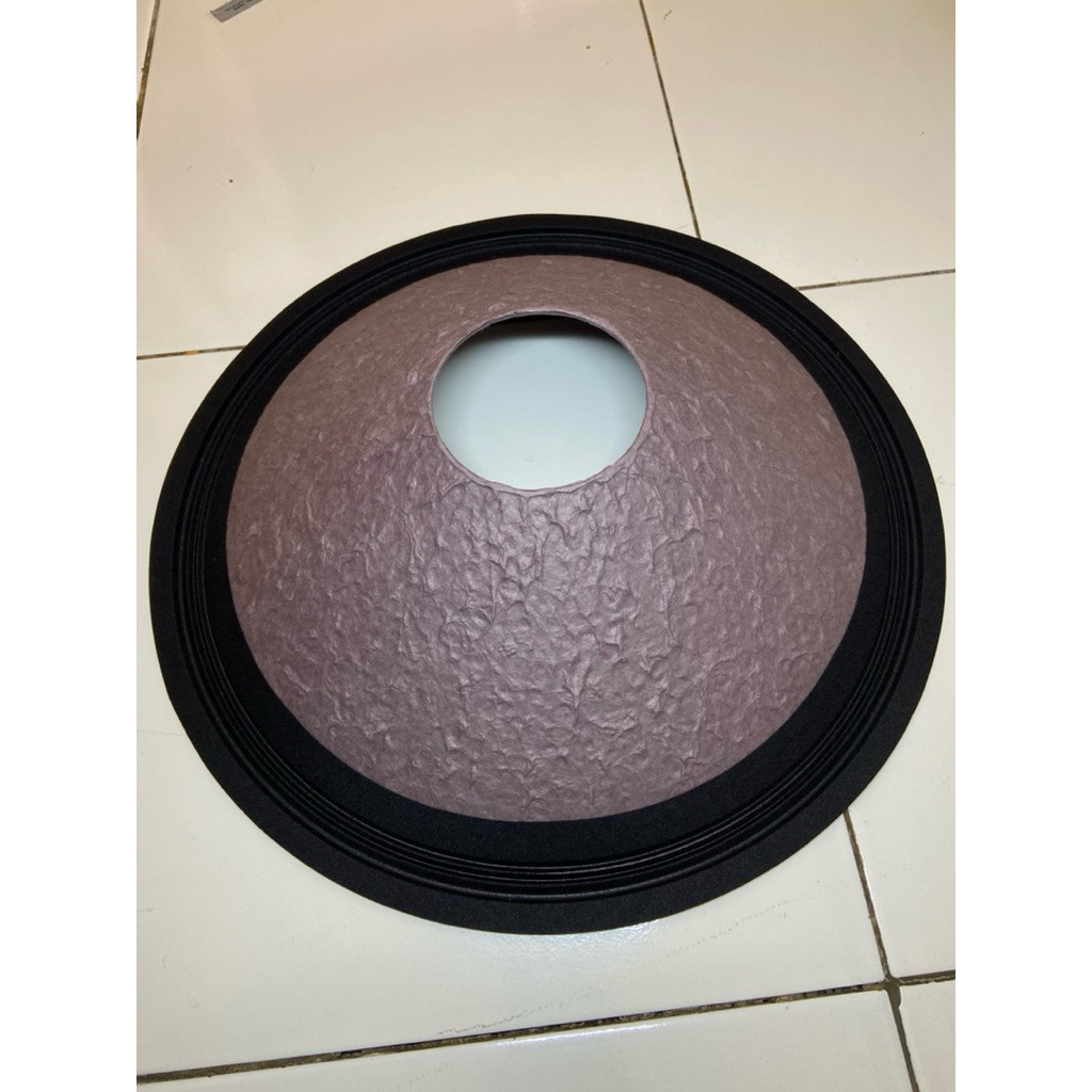 Daun speaker 18inch JBL tekstur kulit jeruk