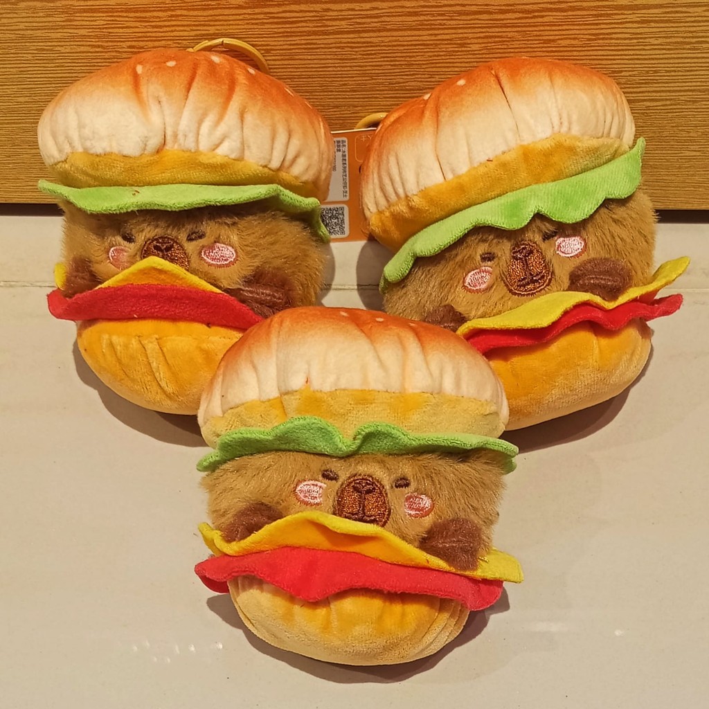 GANTUNGAN KUNCI BONEKA CAPYBARA BURGER GANCI AW 0603220