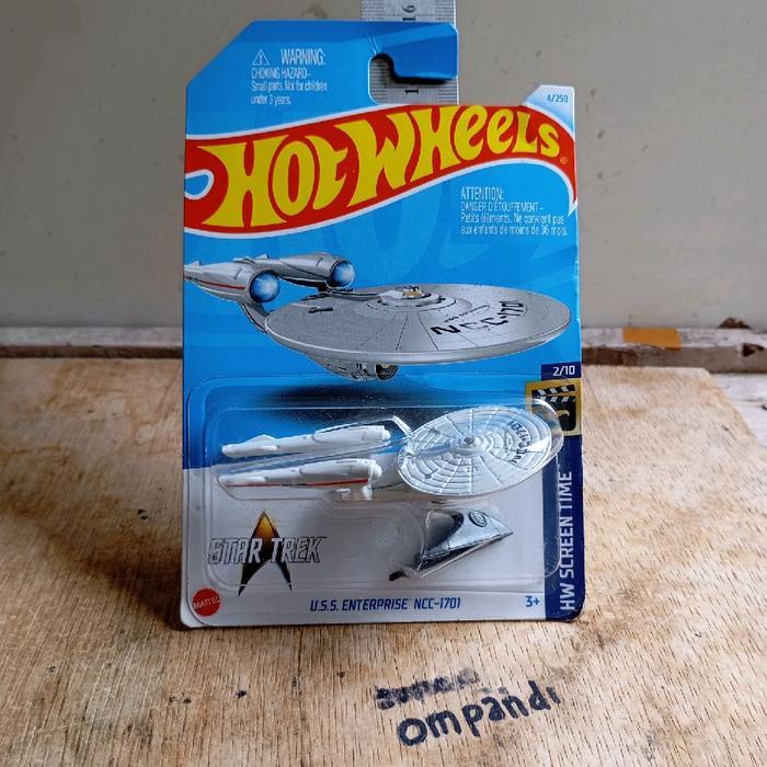 hot wheels uss enterprise star trek diecast Dcast