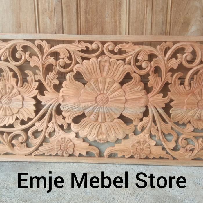 hiasan dinding ornamen kayu mahoni ukir tempel jumbo