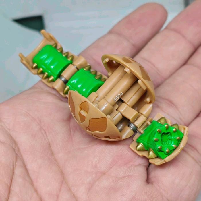 Mainan Bakugan Sub Terra Wormquake Subterra Spin Master Sega Toys Original 2ND