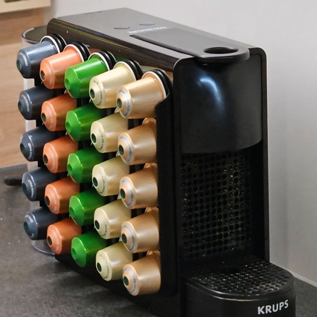 Rak Kapsul Kopi “Nespresso Organizer” – Tampilan Rapi, Kopi Siap Dinikmati