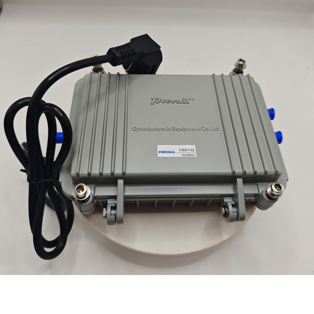 32db cable TV RF signal amplifier indoor type 45860MHz 1 in 2 out, adjustable output Catv  amplifier