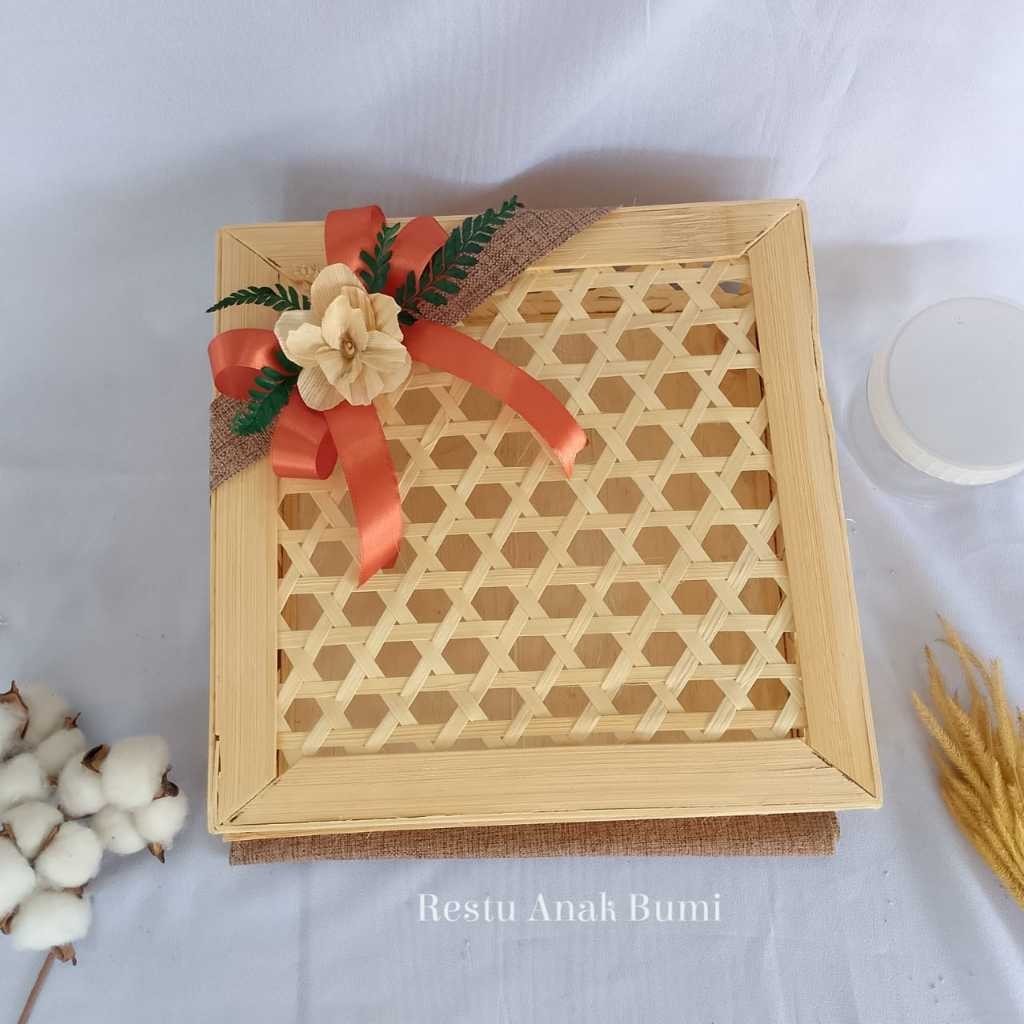 box hampers wadah parsel  Motif Hexsagonal Besar 25x25cm rantang bambu | tanpa hendel | pita pojok |