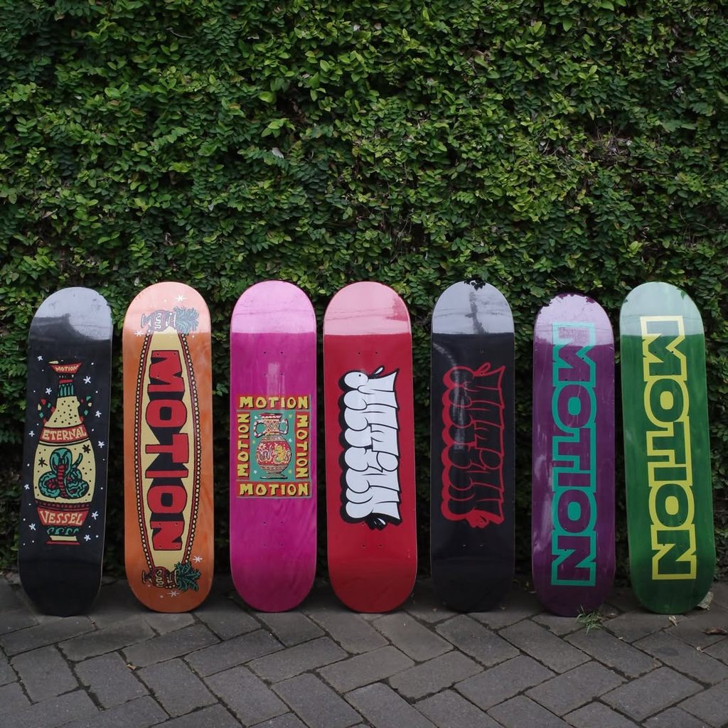 Papan Motion Skateboard First Drop 2026