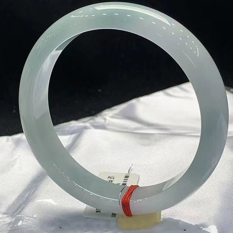 Gelang giok Myanmar gelang giok es gelang giok bermotif bunga hijau muda gelang giok bulat bermotif 