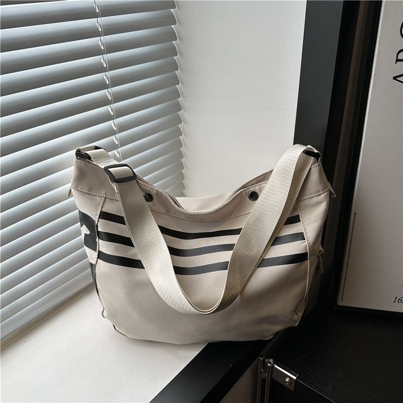 Tas kanvas bergaris, tas jinjing wanita, tas olahraga, tas bahu messenger.