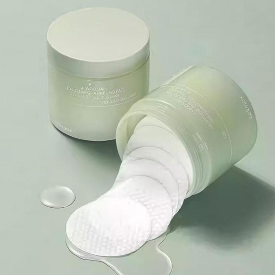 60Pcs Celimax BHA Exfoliating Water Pads Houttuynia Cordata Formula Water-Oil Balance Deep Cleaning 