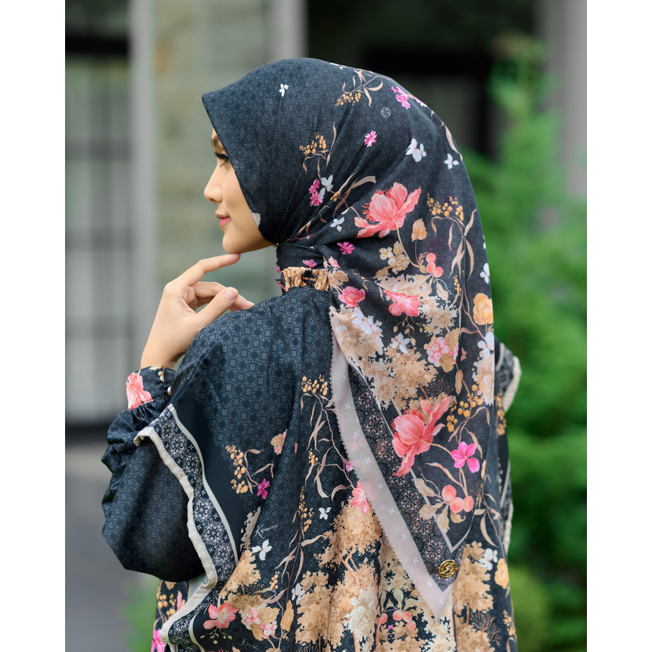 Kamima - Huma Scarf In Black