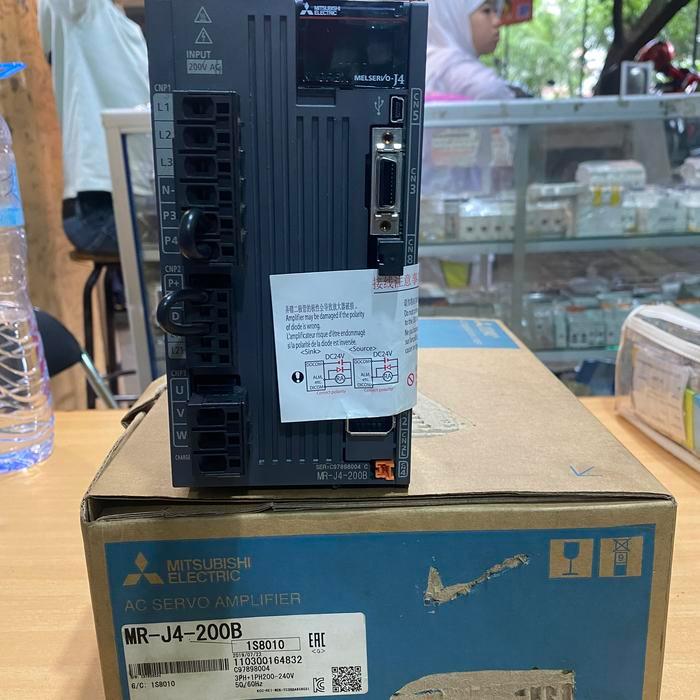 MITSUBISHI SERVO MR-J4-200B