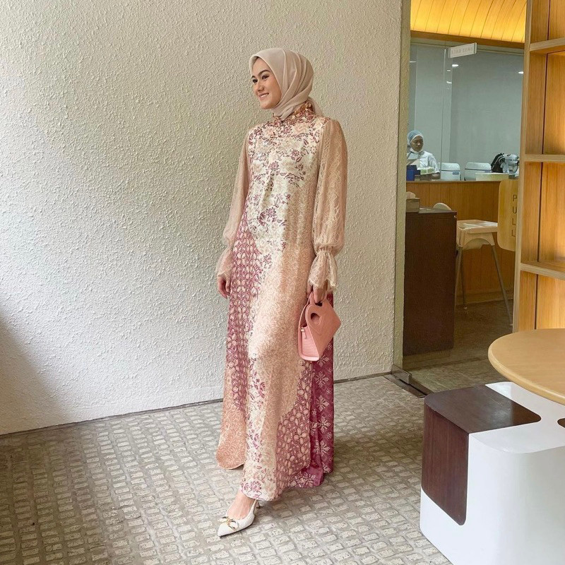 Kartinis - Ameena Series - Dress Batik Viscose