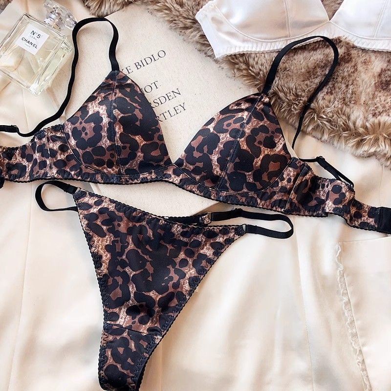 LadyAllure COD Set Bra & Celana Dalam Wanita Motif Macan Tutul Gaya Perancis Sensual Deep V Tanpa Ka