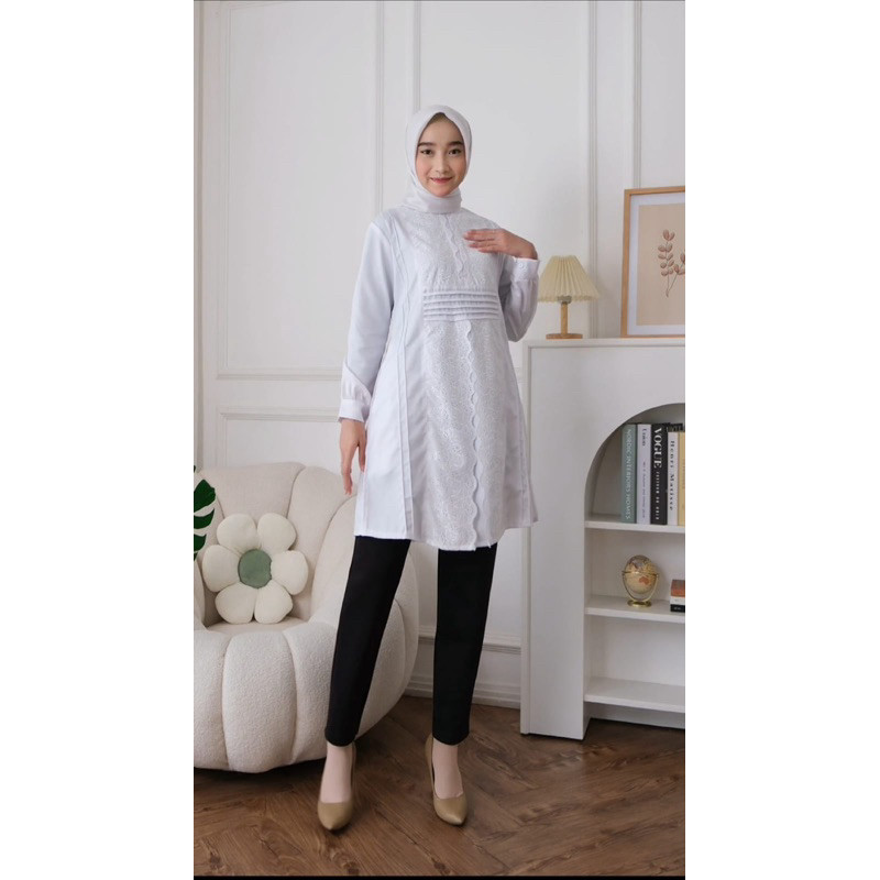 GUNSHOP Ambicollection Tunik Allara Atasan Wanita Putih Kerja Kantoran Formal dan Non Formal