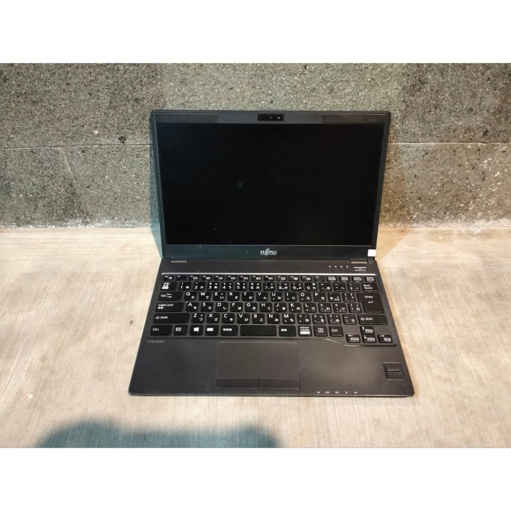 laptop Fujitsu Futro MU397 Ryzen 7 5700U 8GB Ssd 128GB