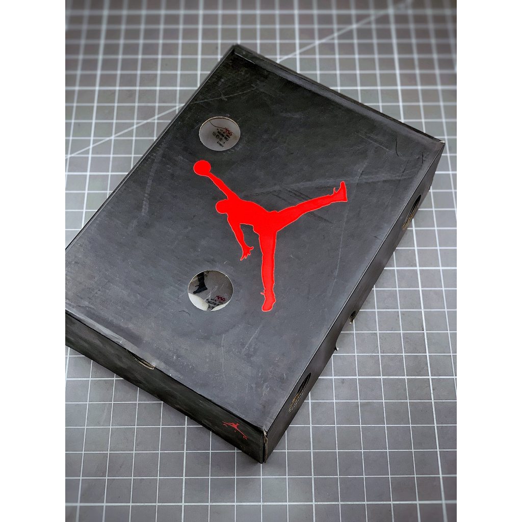 OFF-WHITE x Air Jordan 5 Black Cicada Wing - Box Resmi Rilis Resmi, Kolaborasi OW x AJ5