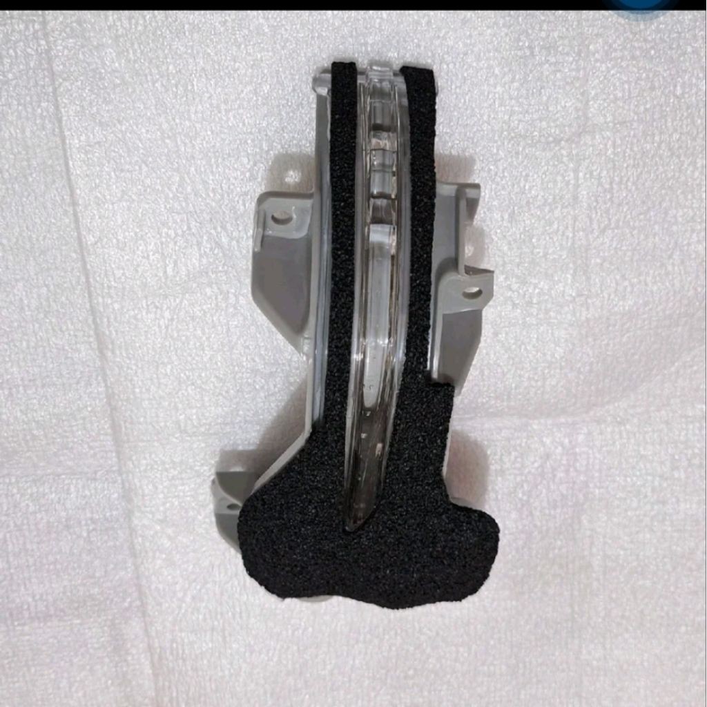 LAMPU SEIN SPION MOBIL MOBILIO RS